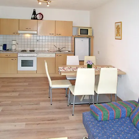 Haus Eberharter 784w شقة