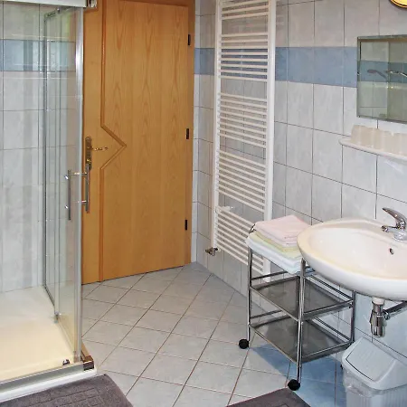 Haus Eberharter 784w شقة